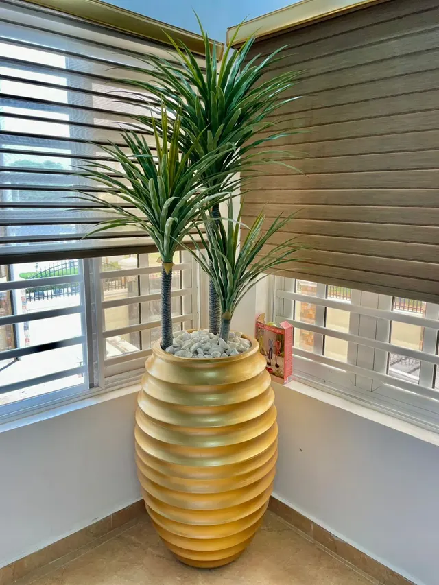 Medium Beehive Vase
