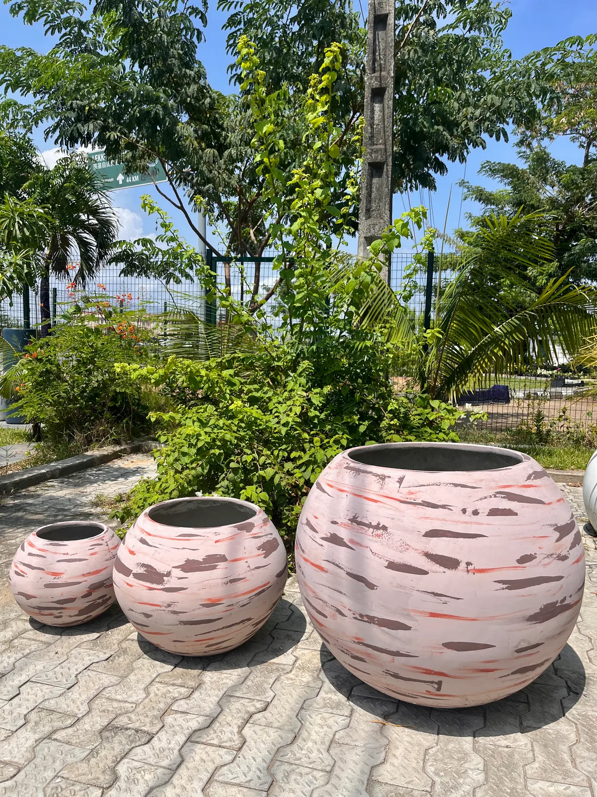 Set Of Ball Vase